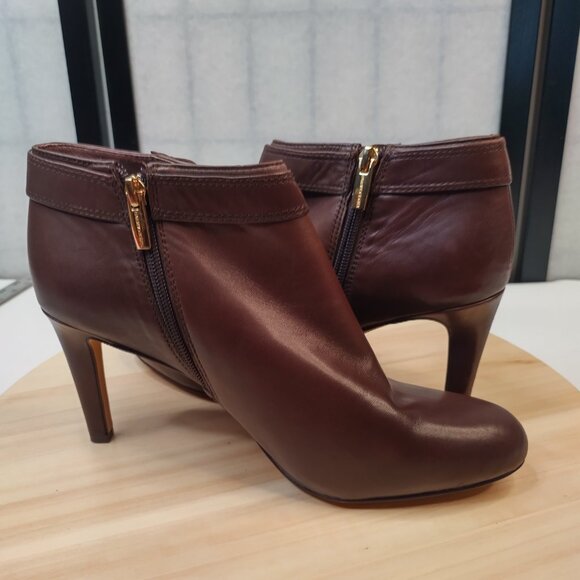 Vince Camuto Chrissa Brown Supple Leather Heeled Ankle Boots Women US 10M - Picture 14 of 16